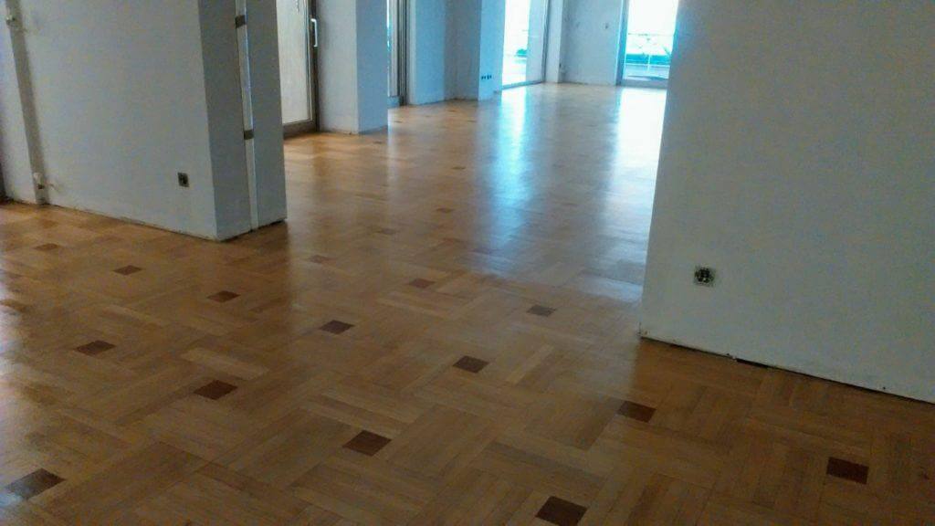 συντήρηση με σατινέ οικολογικό βερνίκι